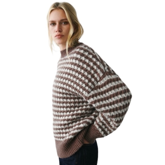 ZARA Brown and White Striped Oversized Slouchy Cozy Crewneck Knit Sweater Large - Picture 3 of 15